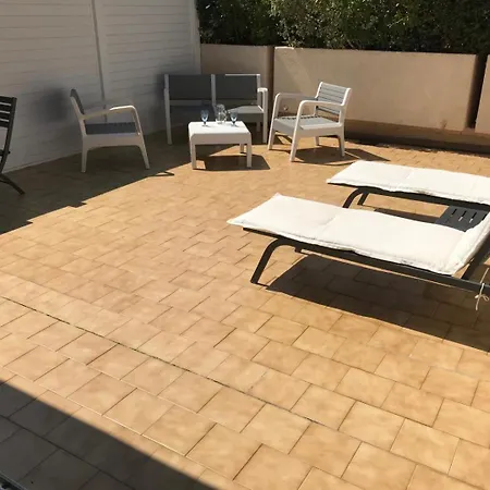 Renecros 1 A 30 M De La Grande Terrasse Wifi Clim Parking Casa de Férias Bandol